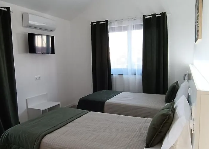 ゲストハウス Center