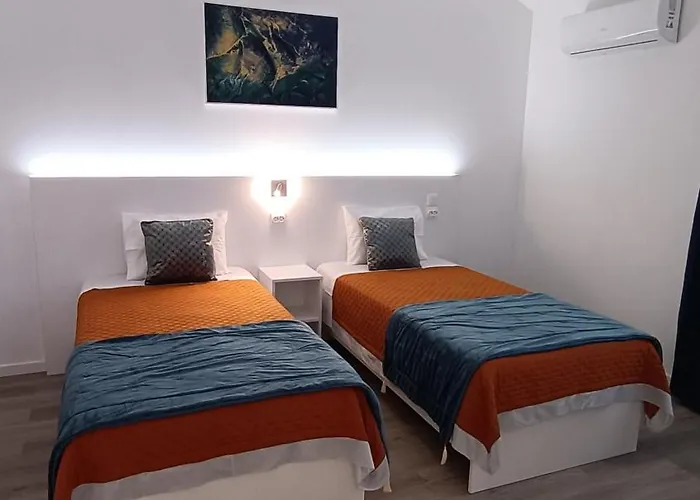 ゲストハウス Center マダレナ