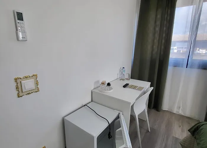 Center ゲストハウス *