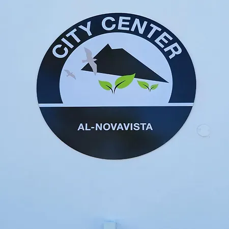 Center בית הארחה מדלנה