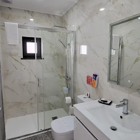 בית הארחה Center